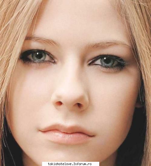 Avril Lavigne - va place?mie imi place dupa th!!!!e super!!!ce - Muzica.