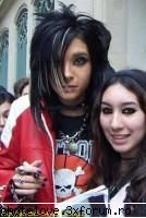 :uimit: omg!ce e cu nebuna asta!sa o ia careva de pe mine! :uimit: mami! =(  =( have fun whit bill!