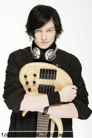 Nevada Tan rulzz - Instrumente: Bass/Chitara/Voce Nume: Chris Linke - Muzica.