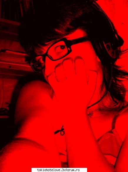 ..::caty_emo::.. - Hi eu sunt catalina am 13 ani si sunt din - Hai sa ne cunoastem mai bine.