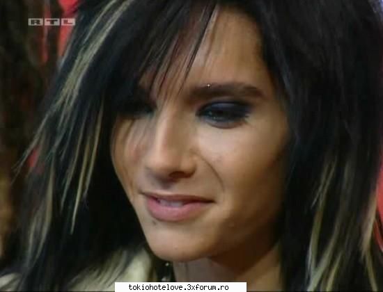 despre bill - cred k ash lesina dak ash primi o astfel de - Bill Kaulitz