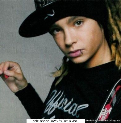 poze - si aici e asa cute - Tom Kaulitz
